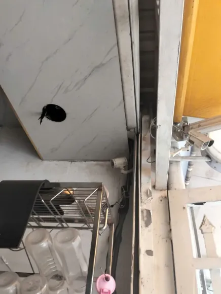 Sửa cửa kẹt ray